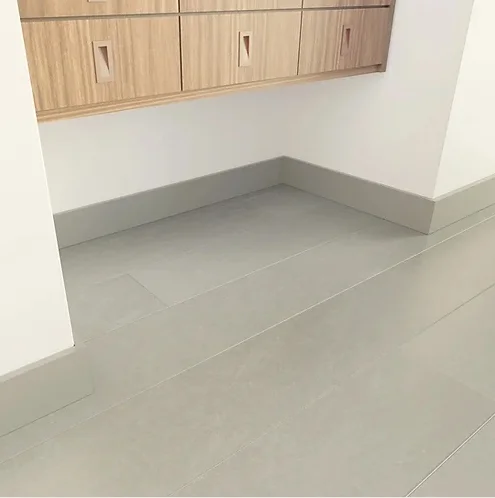 Плинтус NMC Wallstyl FD2S (110х15х2000 мм) в Санкт-Петербурге