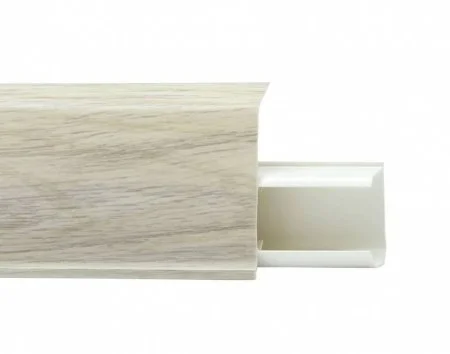 Пластиковый плинтус Royce №526 Дуб Орегон (55х23х2200мм) в Санкт-Петербурге