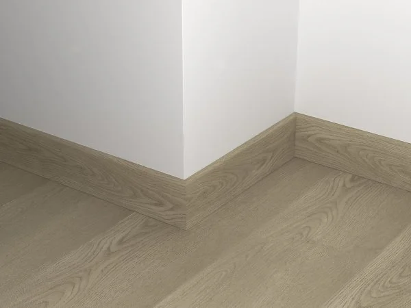 Кварцевый плинтус Alpine Floor Grand Sequoia 11-18 Шварцевальд в Санкт-Петербурге