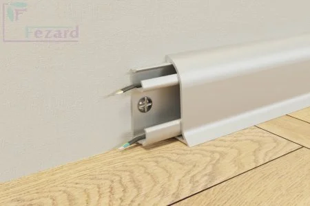 Алюминиевый плинтус Fezard Серебро 43х22х2,5м в Санкт-Петербурге