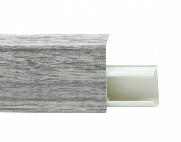 Пластиковый плинтус Royce №534 Дуб Верде (55х23х2200мм) в Санкт-Петербурге