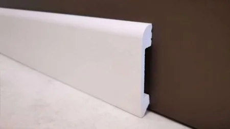 Плинтус Solid UHD 05/80 (80х13х2400 мм) в Санкт-Петербурге