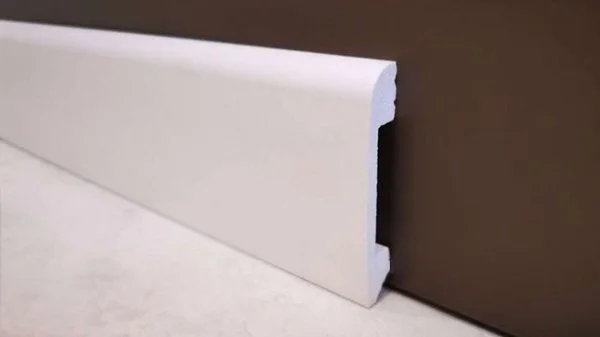 Плинтус Solid UHD 05/80 (80х13х2400 мм) в Санкт-Петербурге