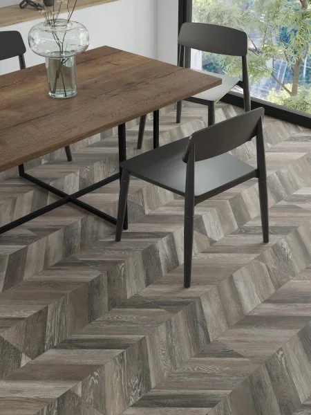 Ламинат Egger PRO 8/33 4V Large Дуб Кестинкорт Шоколад левая EPL240F4CL в Санкт-Петербурге