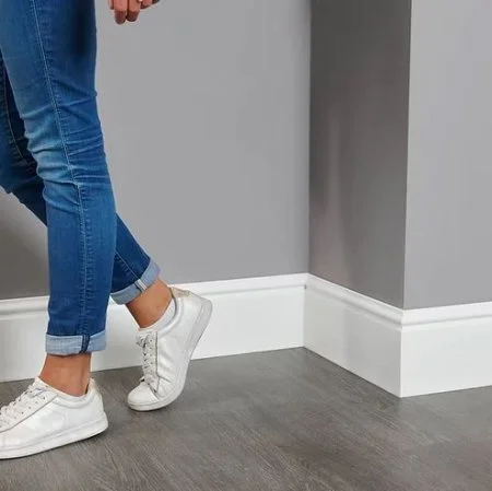 Плинтус NMC Wallstyl FL17 (170х18х2000 мм) в Санкт-Петербурге