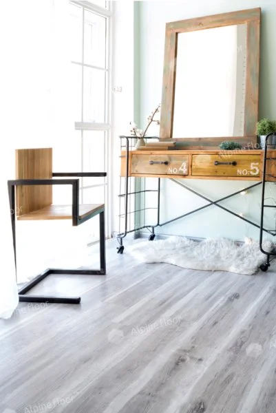 Кварц-виниловая плитка Alpine Floor Easy Line Дуб Полярный ЕСО 3-19 3 мм. 43 класс в Санкт-Петербурге