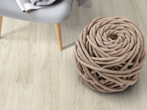 Ламинат Egger PRO 10/33 4V Дуб Азгил белый EPL153 в Санкт-Петербурге