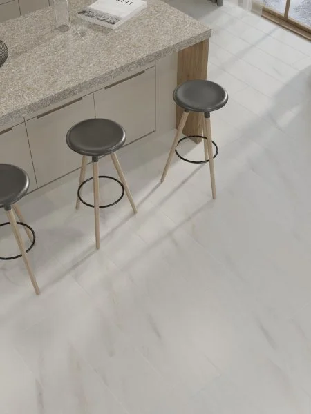 Ламинат Egger PRO 8/33 4V Large Aqua+ Мрамор Леванто белый EPL245 в Санкт-Петербурге