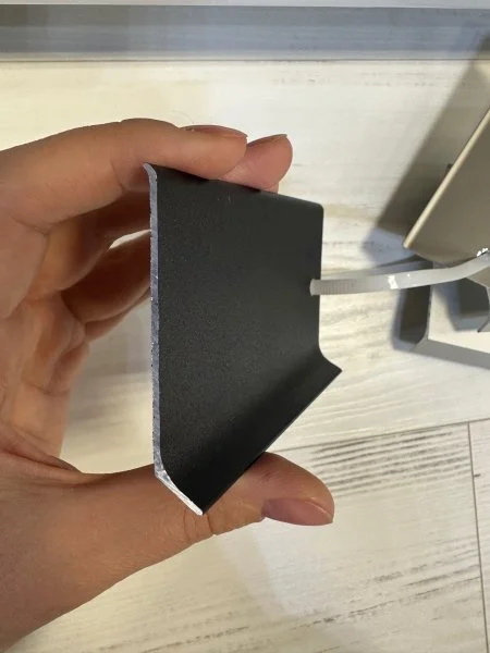 Алюминиевый плинтус Bonkeel ПЛ80 515л Черный (78,5х11,2х2500мм) в Санкт-Петербурге